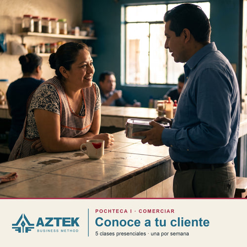 Dueña de una cocina económica conversa sonriente con un cliente frecuente — Aztek Pochteca I, Conoce a tu cliente
